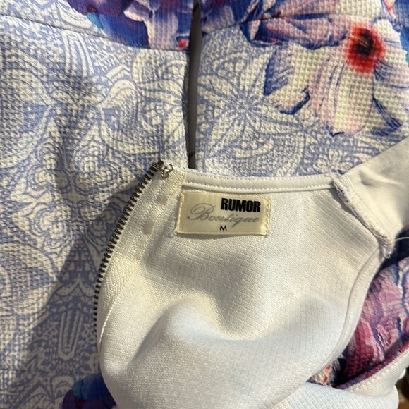 LF Rumor Boutique Floral Rose Cutout Bodycon Mini Dress Purple Size Medium - Picture 11 of 11